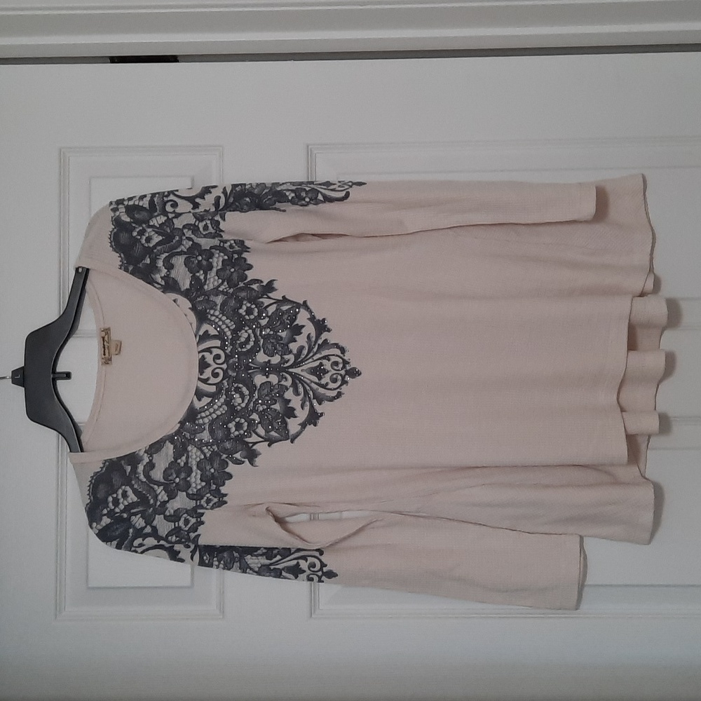 Energe Large Lightweight Thermal Blue Cream Top